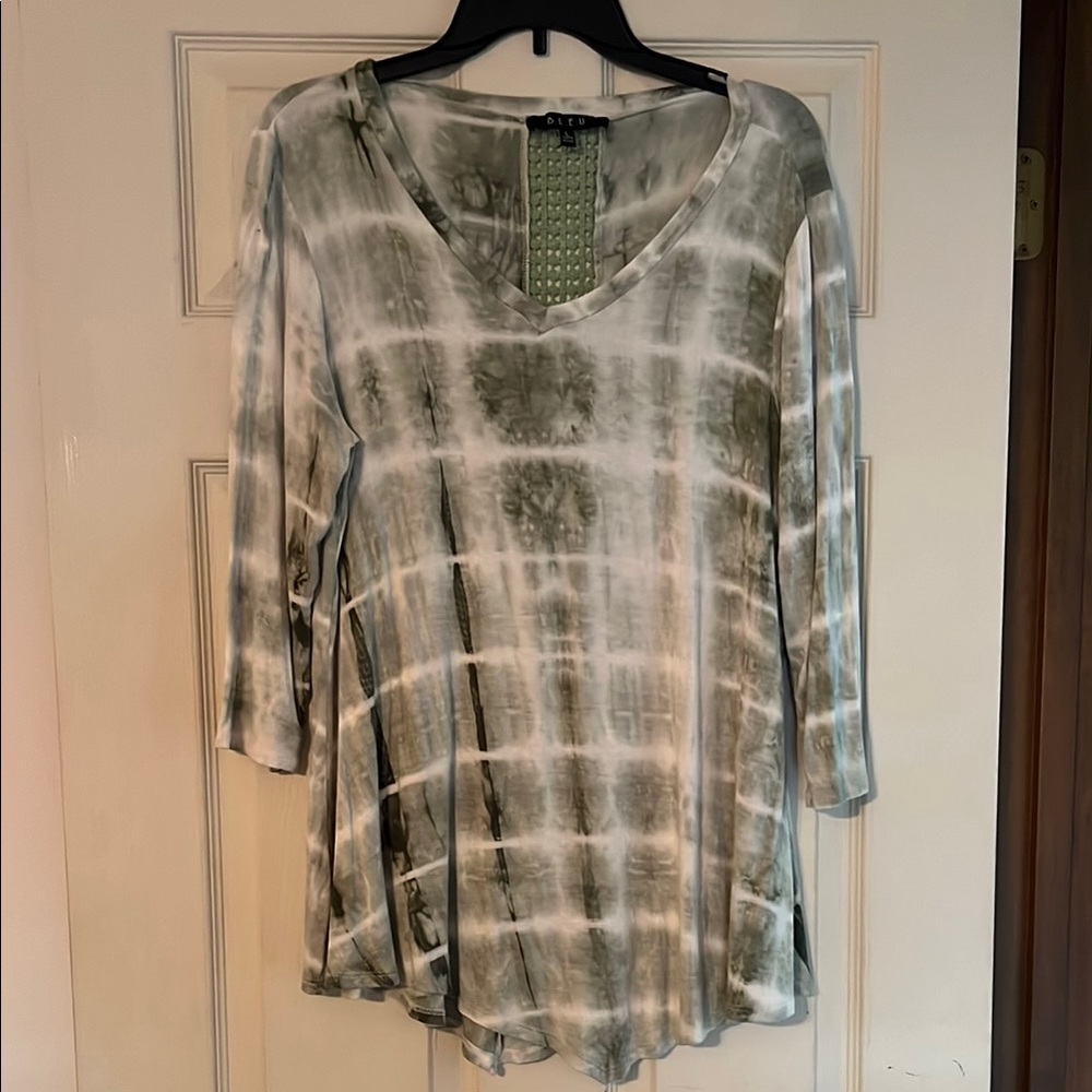 B.L.E.U. Olive Tie-Dye Women's Blouse